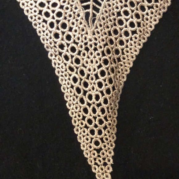 Elegant Black Top with Lace Detail Lge - Picture 2 of 5